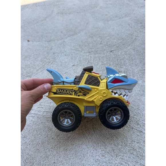 Vivitar Shark Monster Truck Toy Car Yellow Blue Kids Vehicle - Picture 6 of 6